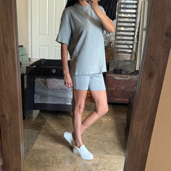 Things Between Gray Short Set Sz: S/M - Picture 5 of 16